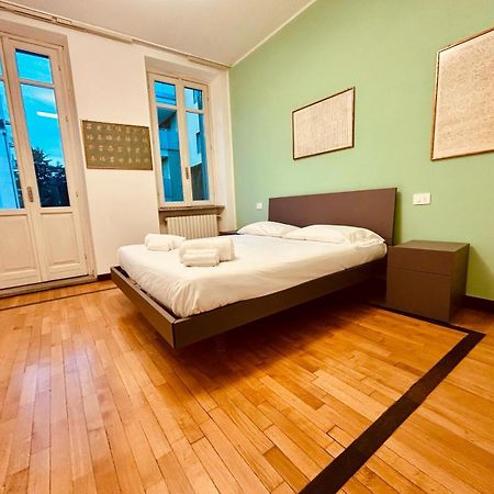Apartamento Kibilu - Via Medaglie D'Oro Centro Citta Con Parcheggio Varese Exterior foto